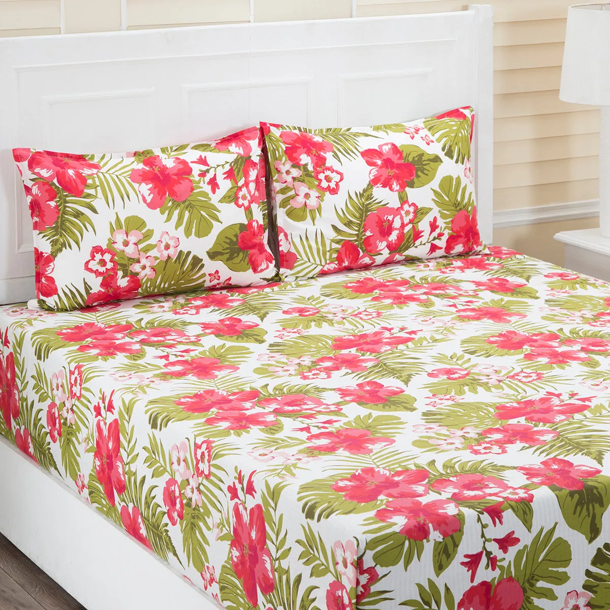 Donatella Malia Printed 144 TC 100% Cotton Red Bed Sheet