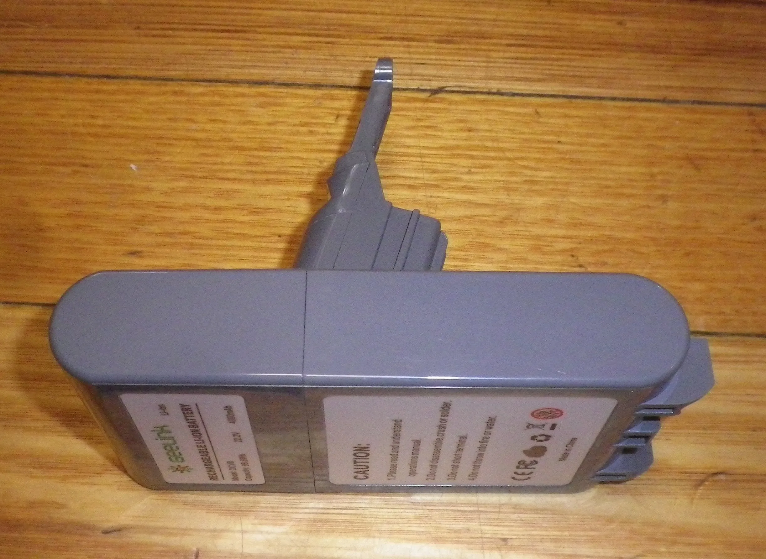 Dyson 21.6V 4000mAH V8 Series Vacuum Compatible Battery Pack - Part # DCV8