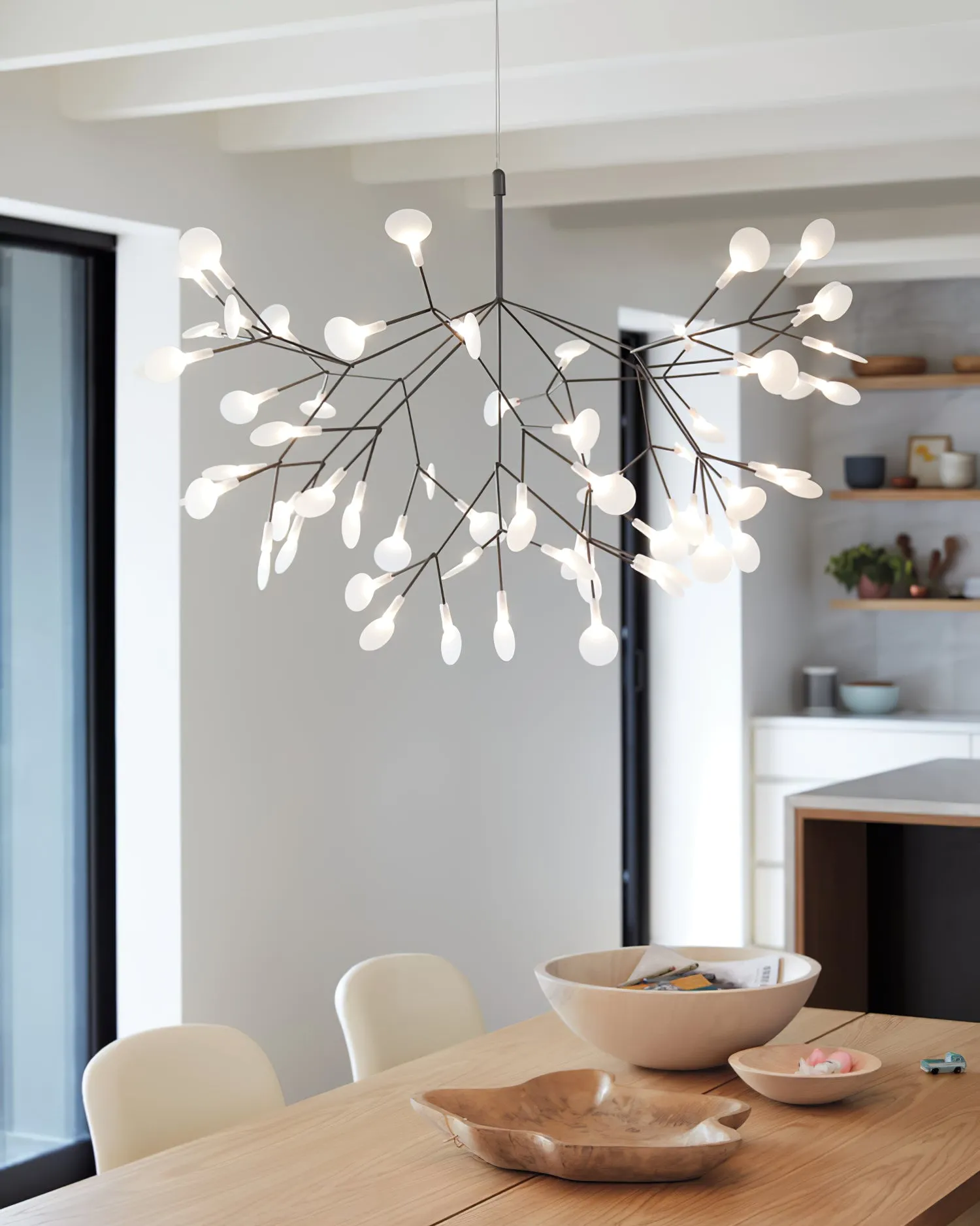 Heracleum Black Chandeliers