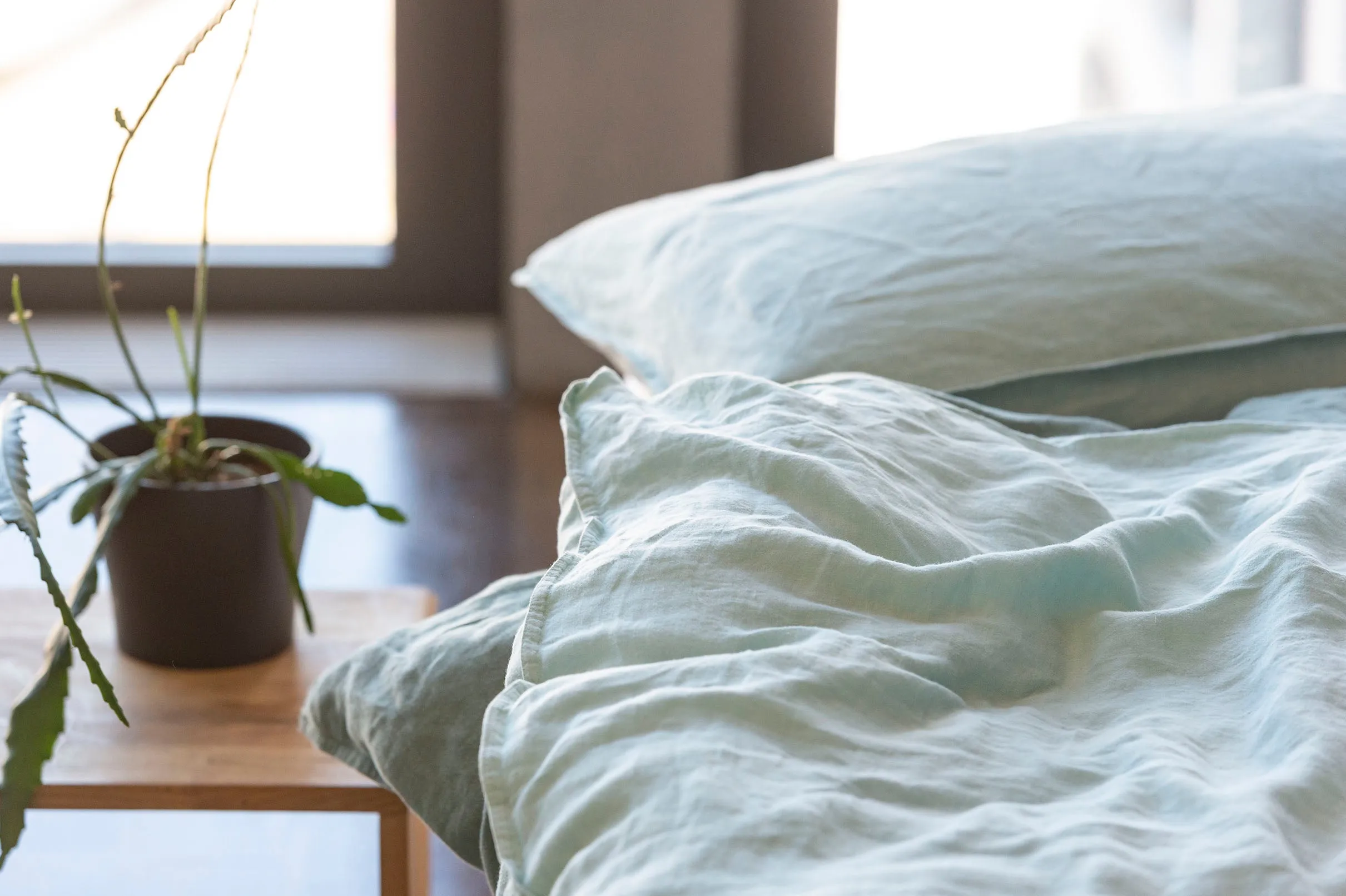 linen bed sheets - linus - mint