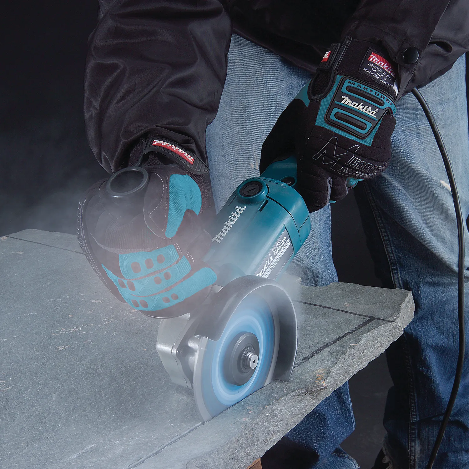 Makita (GA5020) 5" SJS™ Angle Grinder, with AC/DC Switch