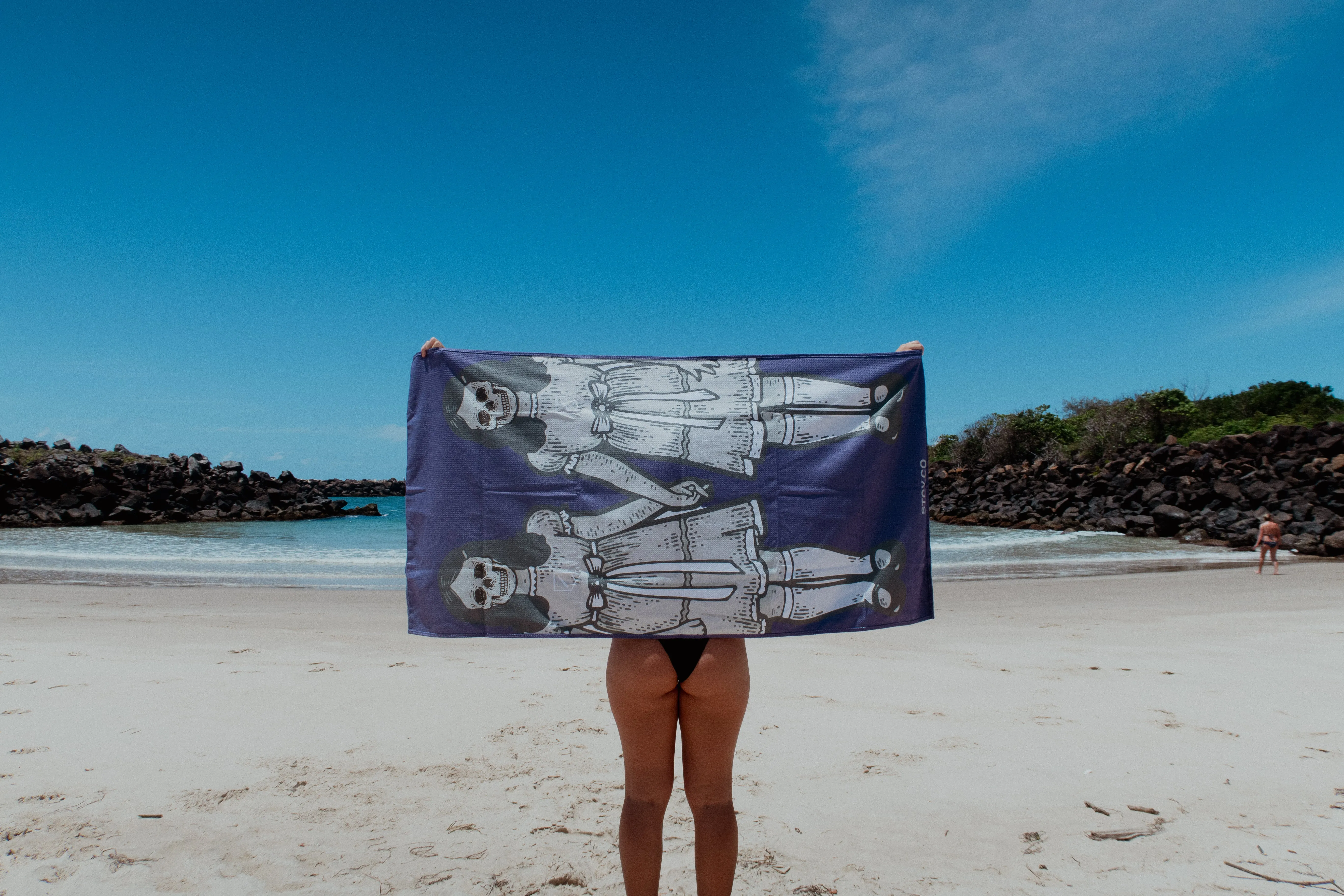 OHLSON TWIN BEACH TOWEL / PURPLE